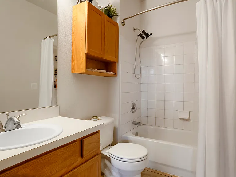 W 82nd Pl — Photo 12