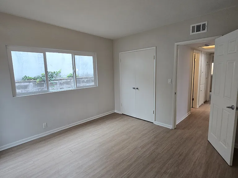 2688 Lake Ave — Photo 19