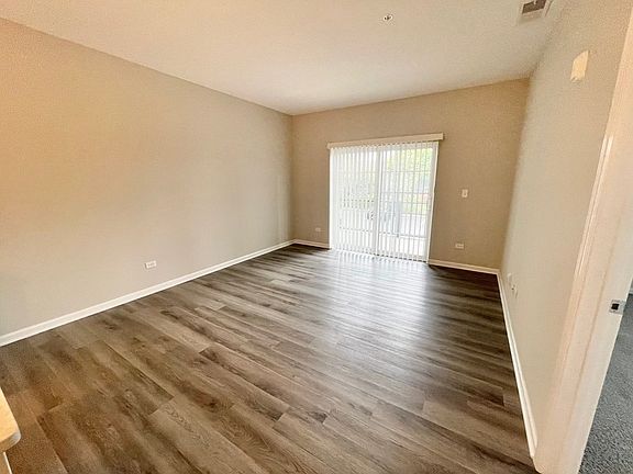 4th image of 301 N Madison St APT 2D