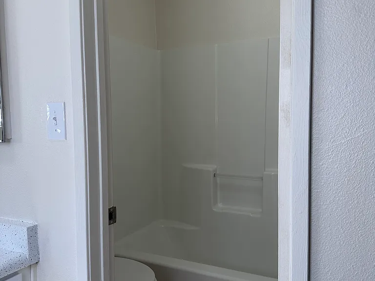 8001 Latham Ct #4 — Photo 8