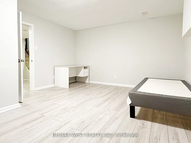 5 Arlstan Dr #BASEMENT — Photo 9