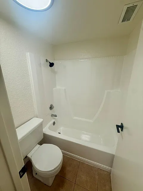 3 bed, $3,495 — Photo 4