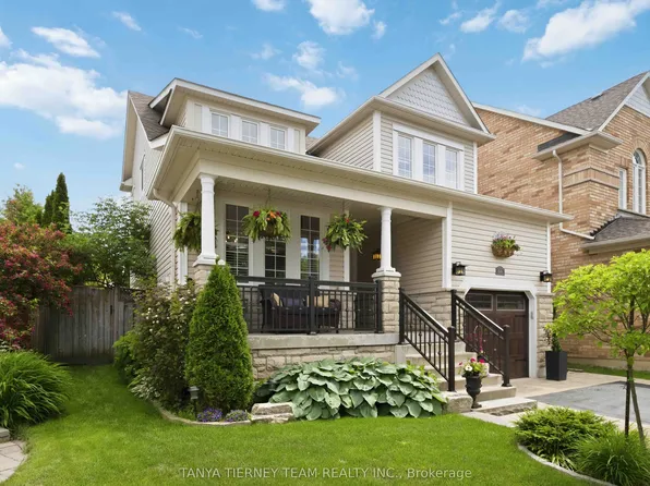64 Tunney Pl, Whitby, ON L1M 2G5