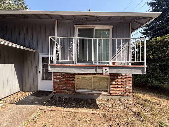 5th image of 21123 SE Morrison St