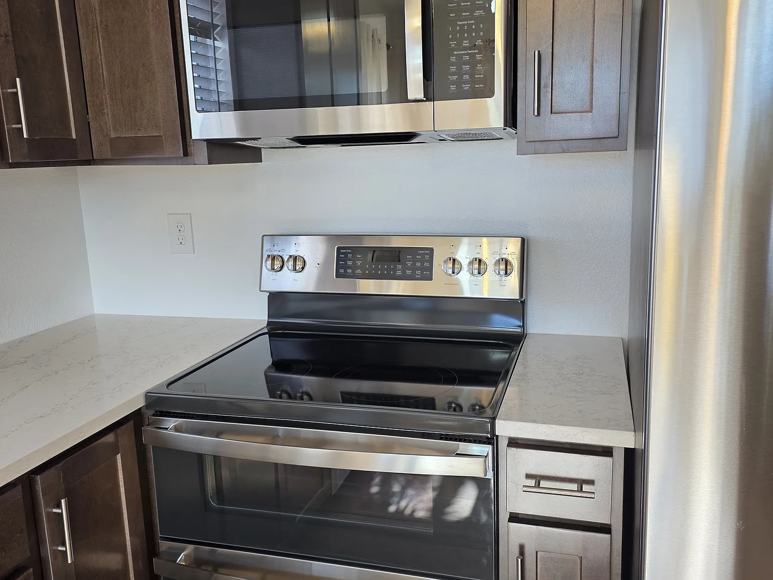 4725 N Josephine St — Photo 3