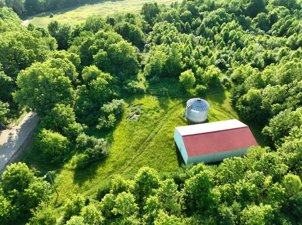 4331 Lake Chapin Rd, Berrien Springs, MI 49103