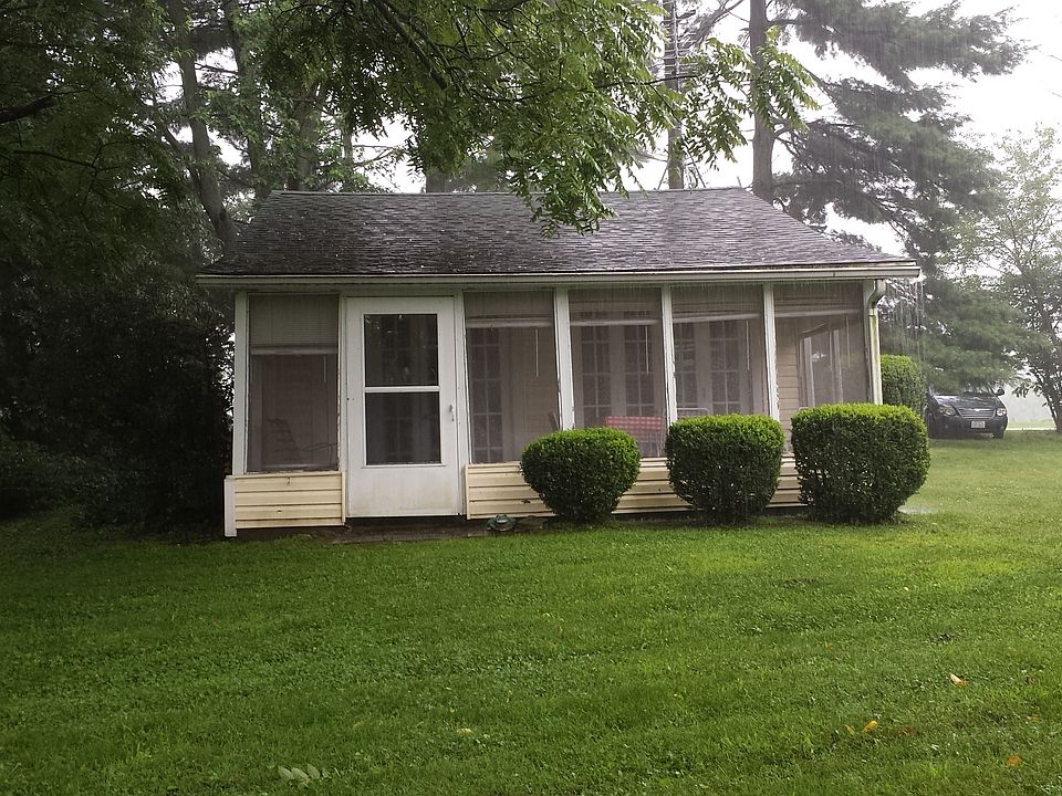 1st image of 30671 Circle Dr