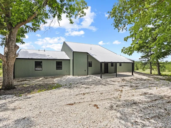 516 County Road 27450, Honey Grove, TX 75446