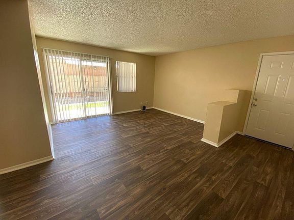 2 bedroom 2 bathroom downstairs living room