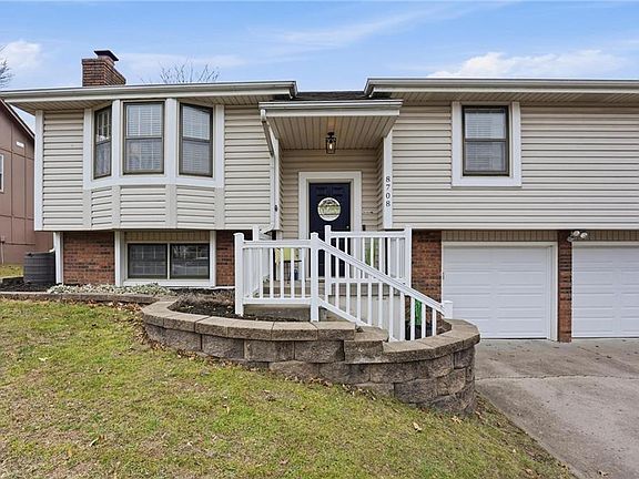 2nd image of 8708 N Shannon Ave