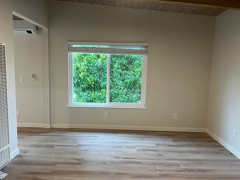 603 Johnson Ave — Photo 13