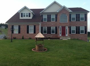109 Salt Lake Cir, Fawn Grove, PA 17321