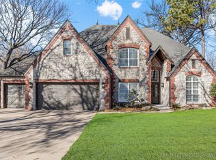 9025 E 117th St S, Bixby, OK 74008