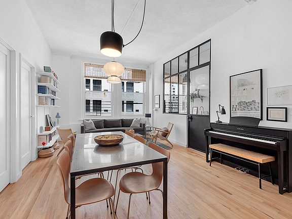 4th image of 258 Broadway #35
