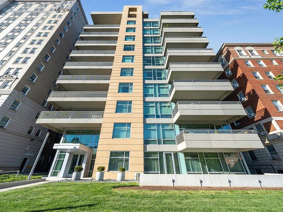 1st image of 4545 Lindell Blvd APT 22