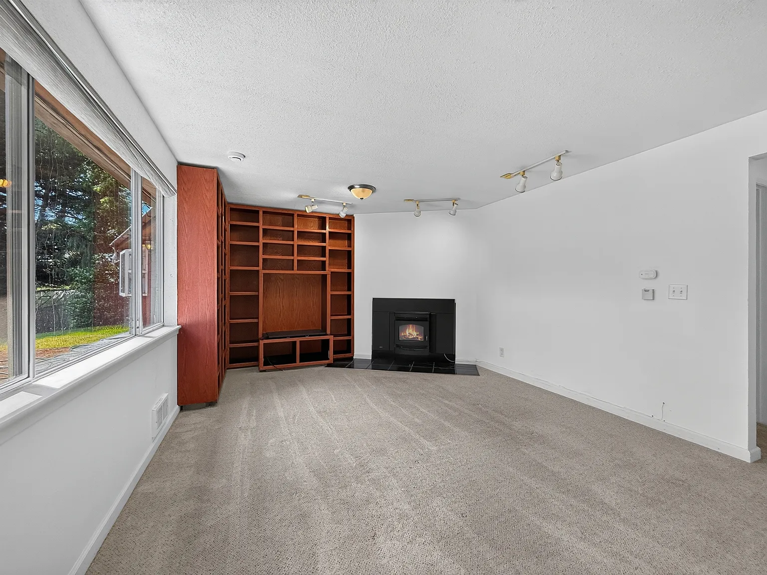 5025 S 167th St, SeaTac - 1 — Photo 4