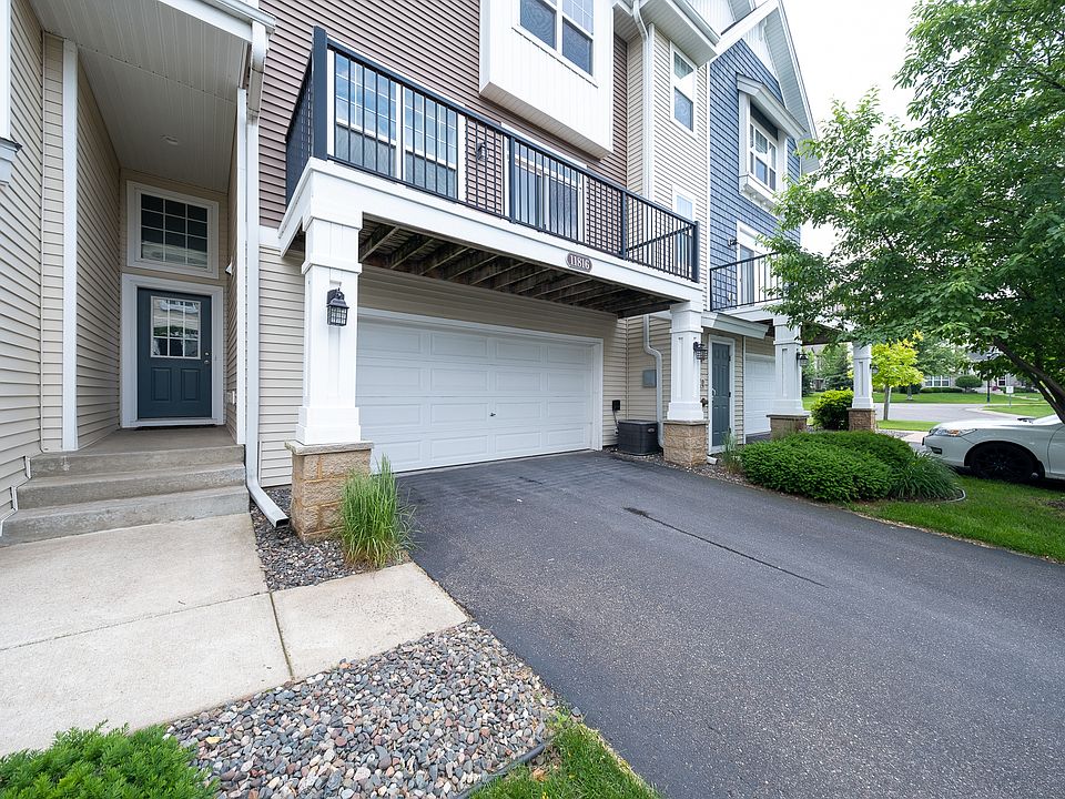 1st image of 11816 Emery Village Dr N