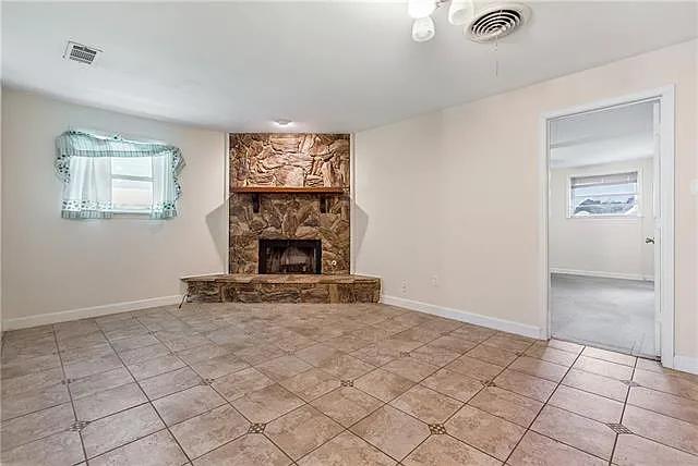 4704 Lake Louise Ave — Photo 5