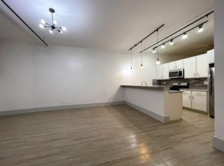 1430 W 21st St #11, Chicago, IL 60608