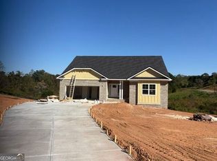 111 Hallowed Dr, Commerce, GA 30530