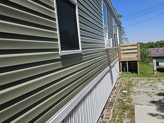 3rd image of 4494 Taft Ave SE Lot 38C