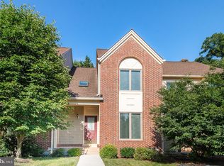 4011 Lake Glen Rd, Fairfax, VA 22033