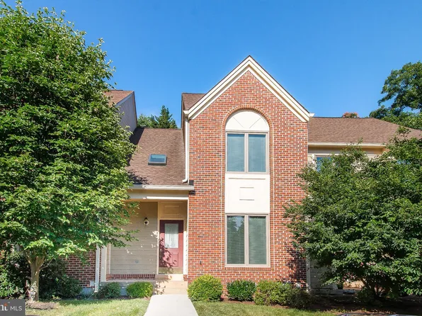 4011 Lake Glen Rd, Fairfax, VA 22033