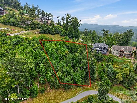 2nd image of 21 Marble Heights Trl