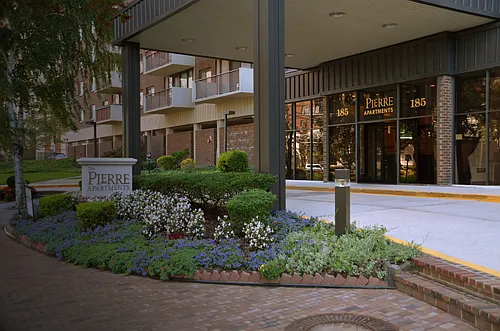 The PIERRE Apartments Photo 1