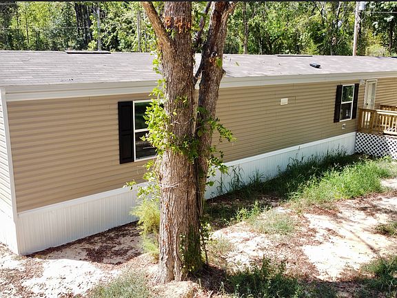 2nd image of 15748 Williamson Rd