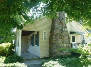 106 W Valley View Ave, Hackettstown, NJ 07840