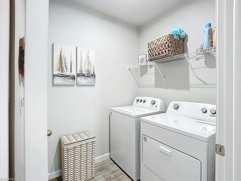 4664 Arboretum Cir #101 — Photo 36