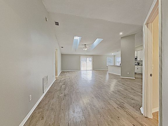 4th image of 8615 Creedmoor Pl