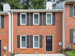 231 Timber Creek Ln SW, Marietta, GA 30060
