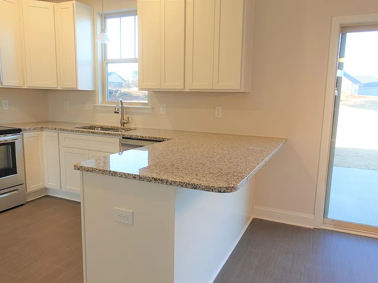 2731 Millhone Dr — Photo 9