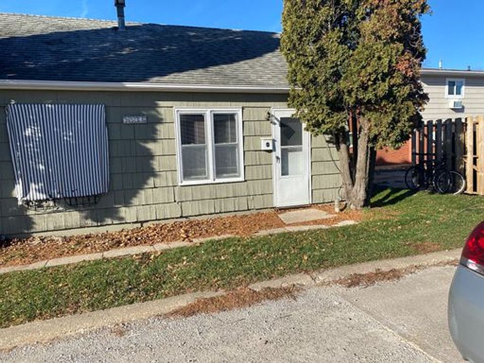 2211 Muscatine Ave, Iowa City, IA 52240 Zillow