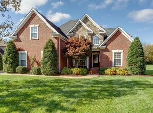 1026 Crimson Way, Hendersonville, TN 37075