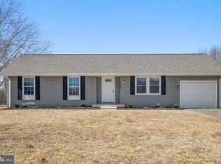 11246 Edgewood Dr, Bealeton, VA 22712