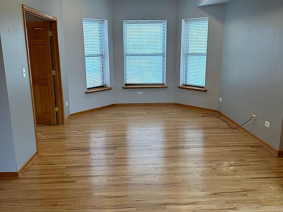 4th image of 6234 S Dorchester Ave APT 3A