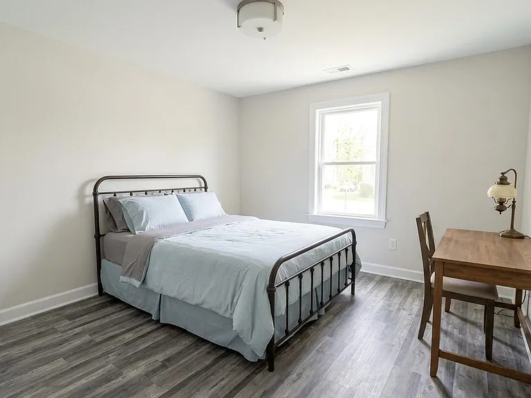 37 Sydnor St — Photo 12