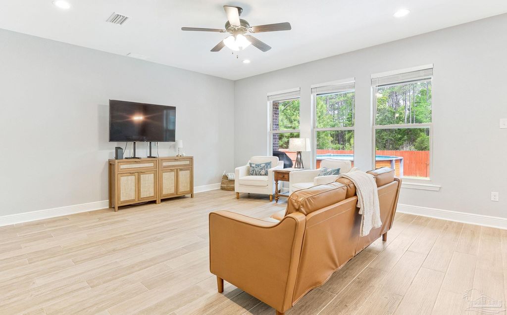 12493 Ryland Dr, Pensacola, FL - View 6
