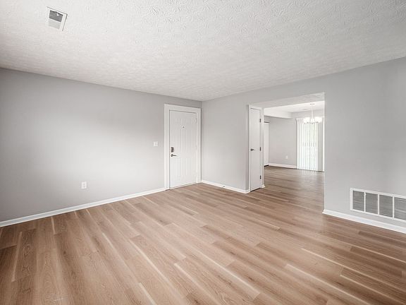 3rd image of 7992 Harmill Dr