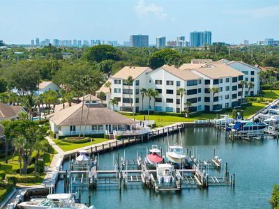 827 Oak Harbour Drive #827, North Palm Beach, FL, 33408