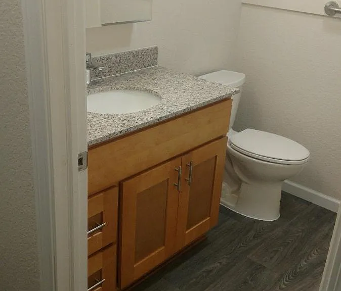 2700 SW Western Blvd — Photo 4