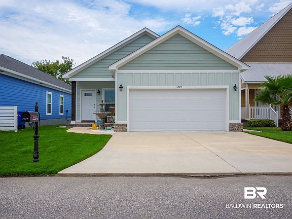 2nd image of 1019 Sunnybell Ln