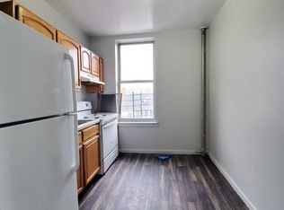 2224 Lyon Ave, Bronx, NY 10462