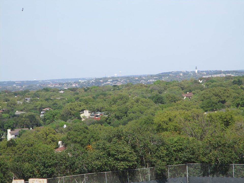 2nd image of 511 Flamingo Blvd