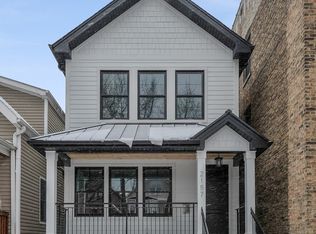 2157 W Belle Plaine Ave, Chicago, IL 60618