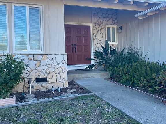 2nd image of 5058 Dory Way