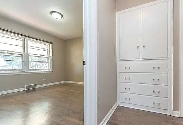 3906 S Logan St — Photo 7